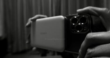 スマホ充電にケーブル不要！中国国内線も持込可能なパワーバンク